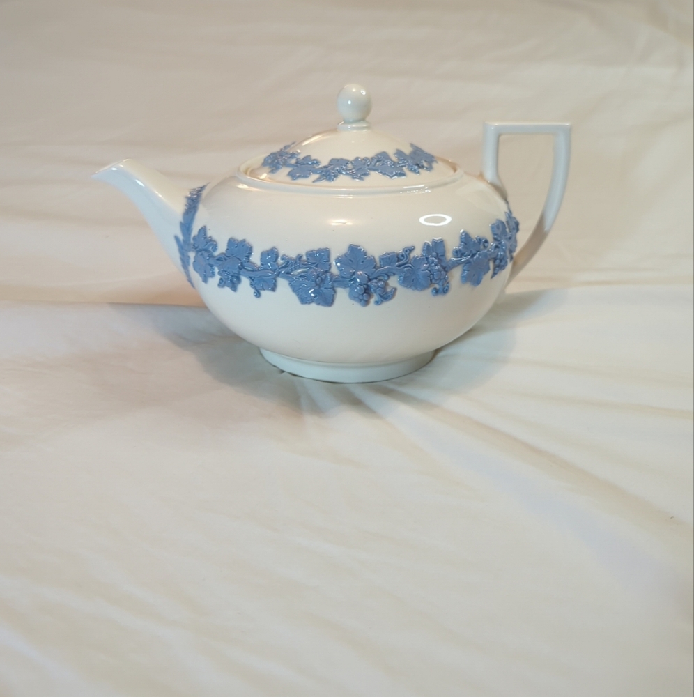 Wedgwood Queensware Teapot, Lavender/Blue on Cream, England, Embossed